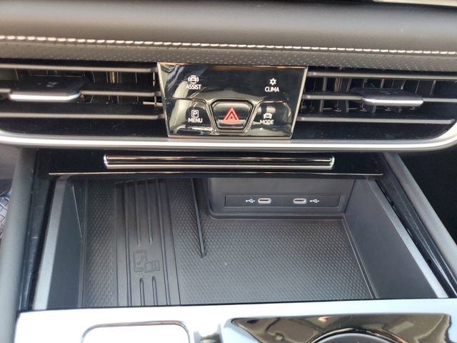 2025 Volkswagen Atlas SE