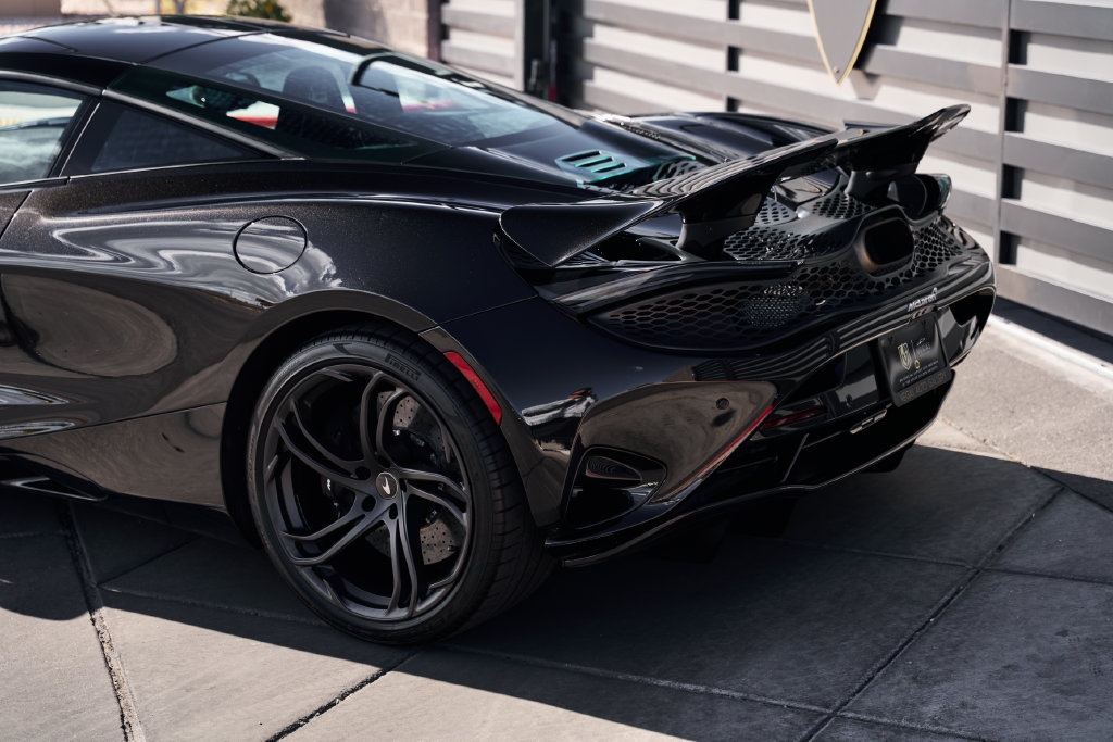 Used 2025 McLaren 750S photo 10