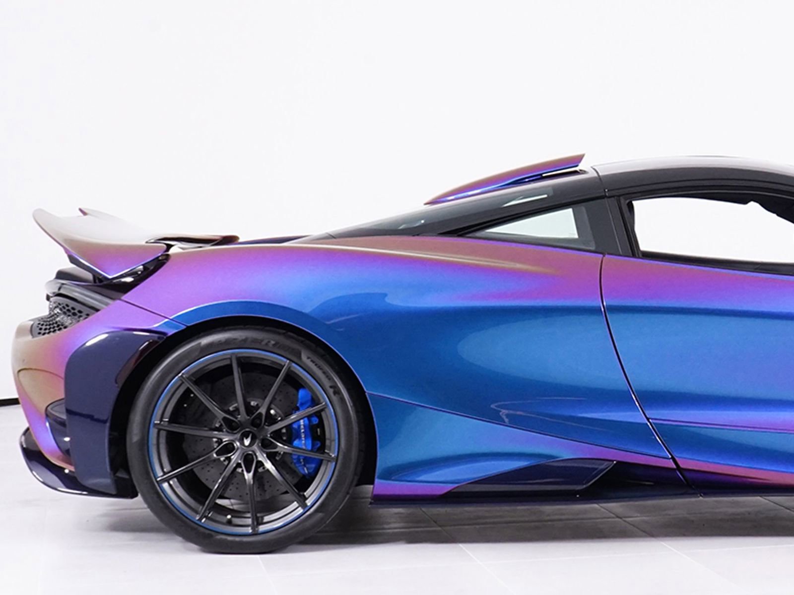 Used 2021 McLaren 765LT photo 14