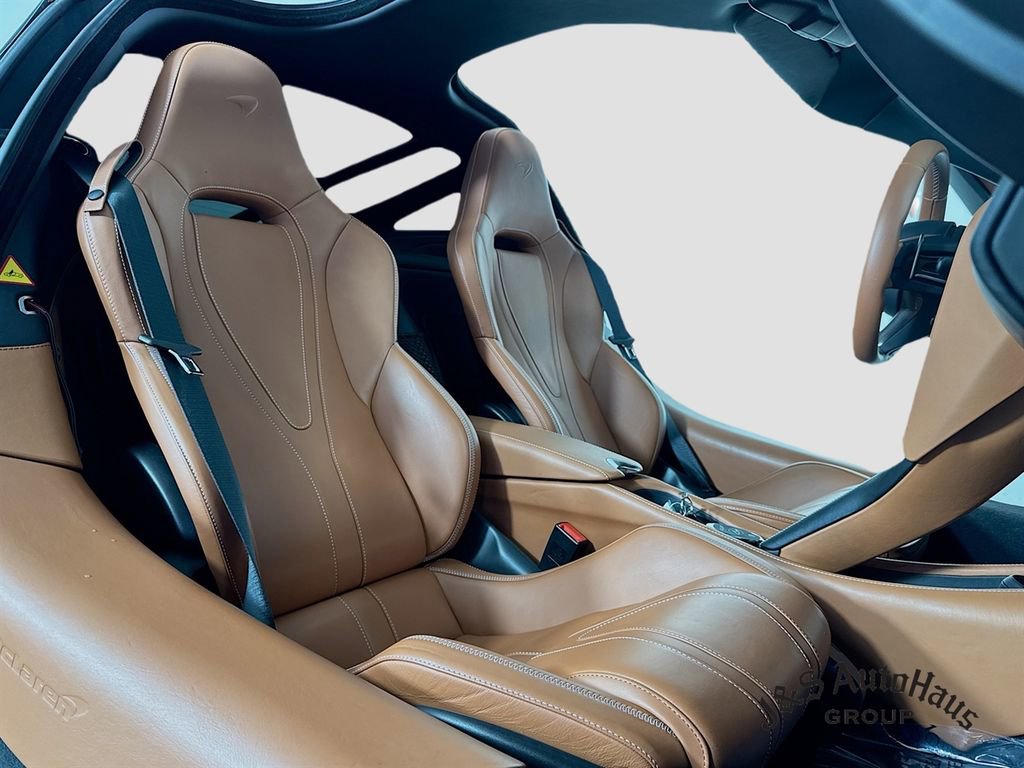 Used 2018 McLaren 720S photo 35