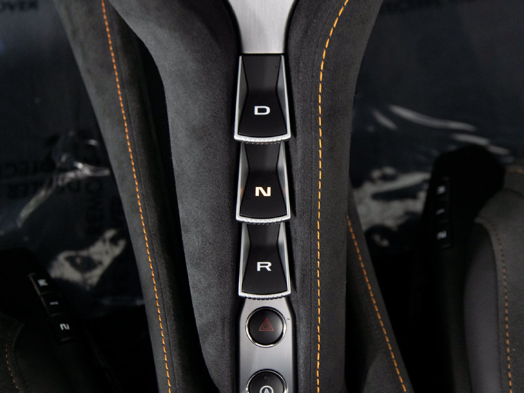 Used 2024 McLaren 750S Spider photo 23
