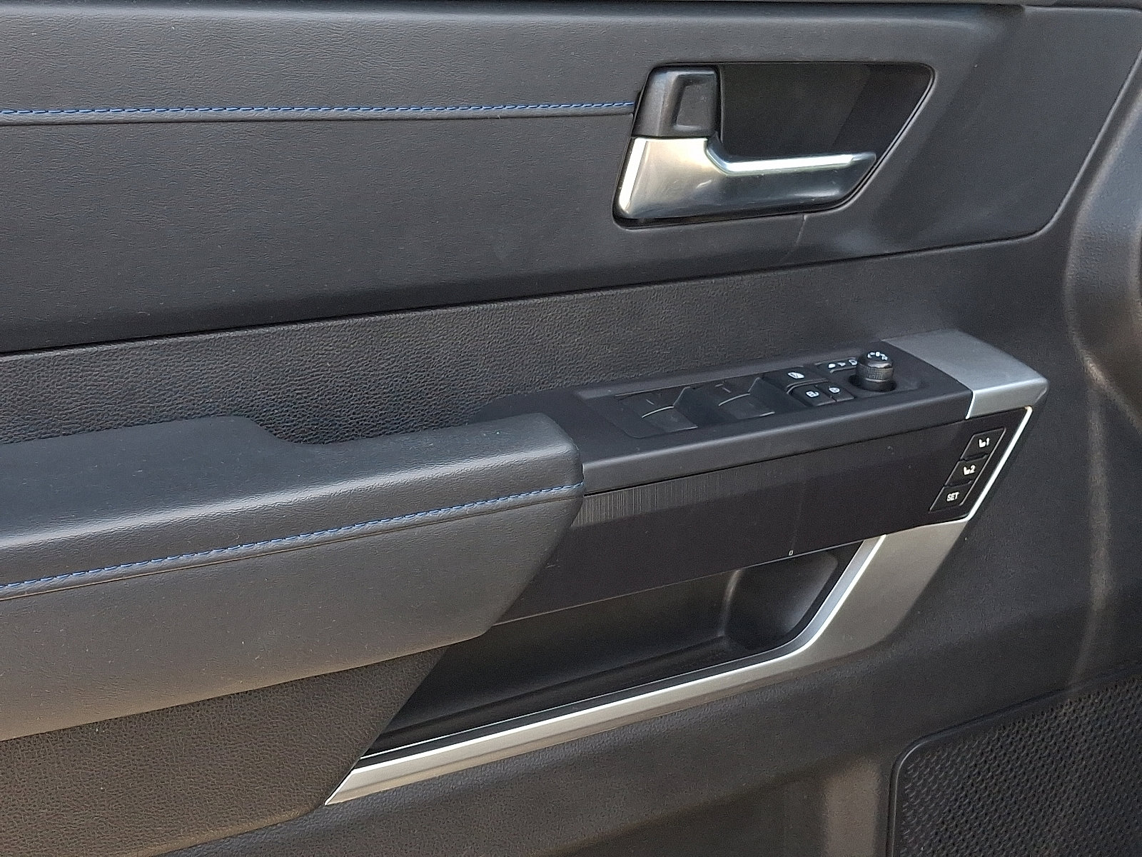 2022 Toyota Tundra Platinum