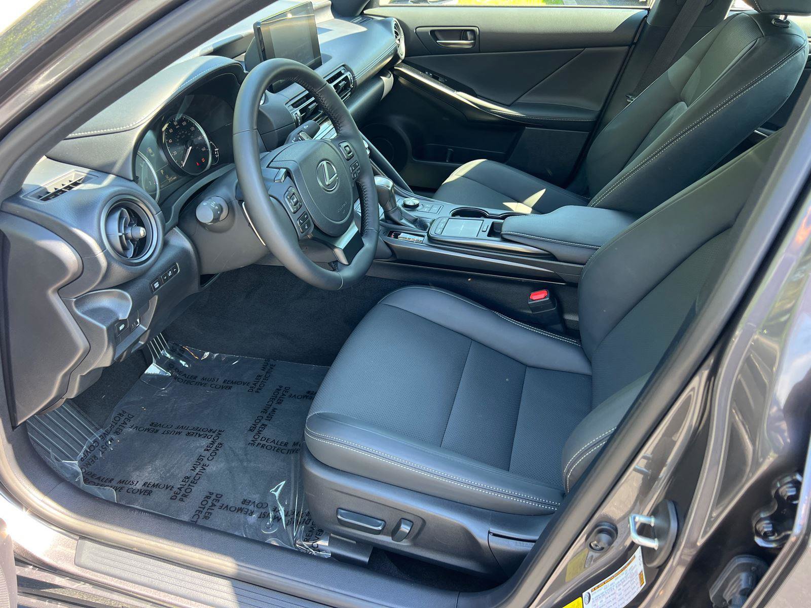 2025 Lexus IS 350 F Sport