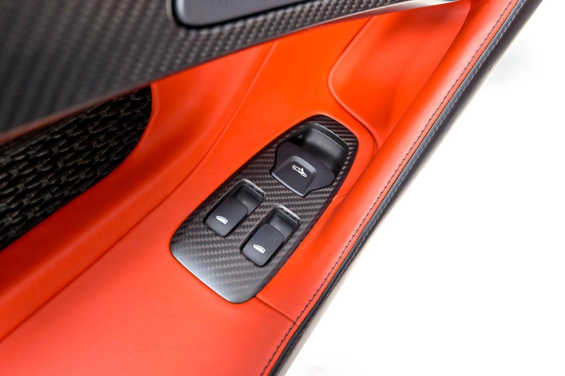 Used 2019 McLaren 600LT photo 48