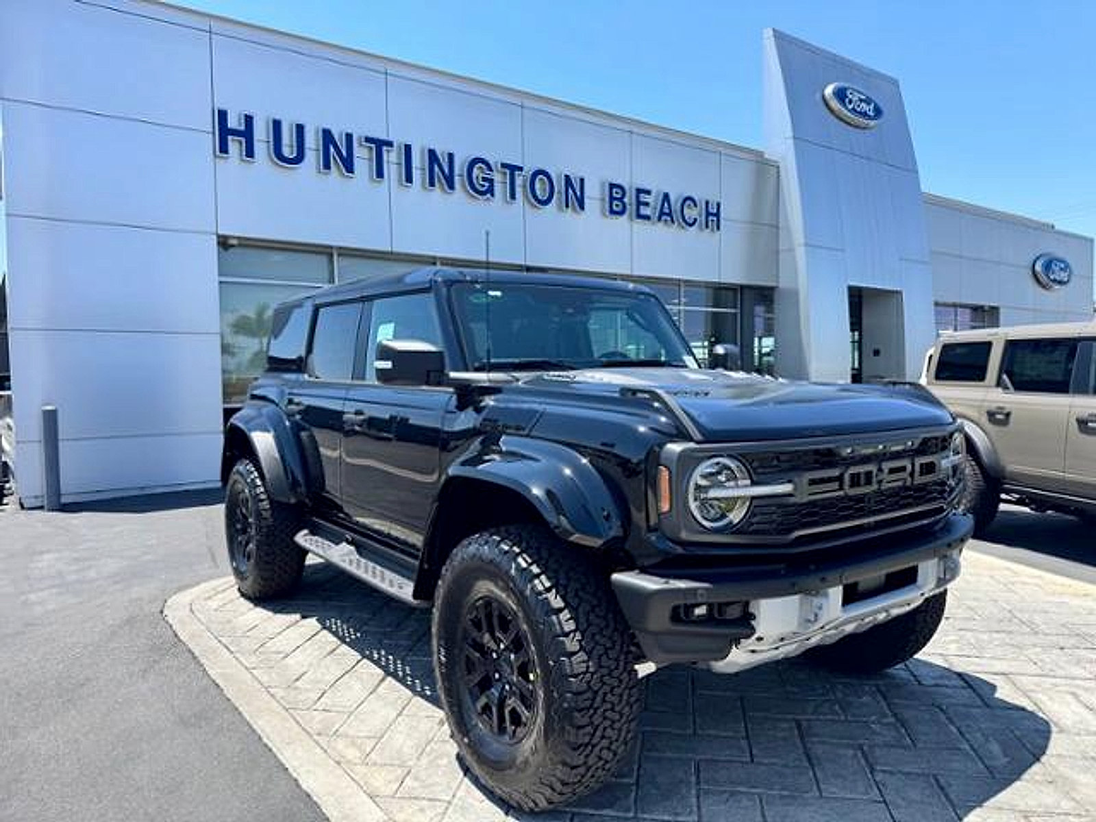 New 2026 Ford Bronco Raptor w/ Interior Carbon Fiber Pack