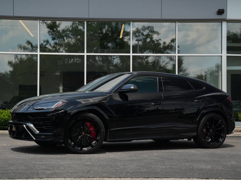 Used 2022 Lamborghini Urus