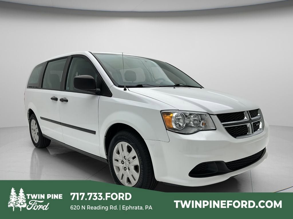 Used 2016 Dodge Grand Caravan American Value Package w/ UConnect Hands-Free Group