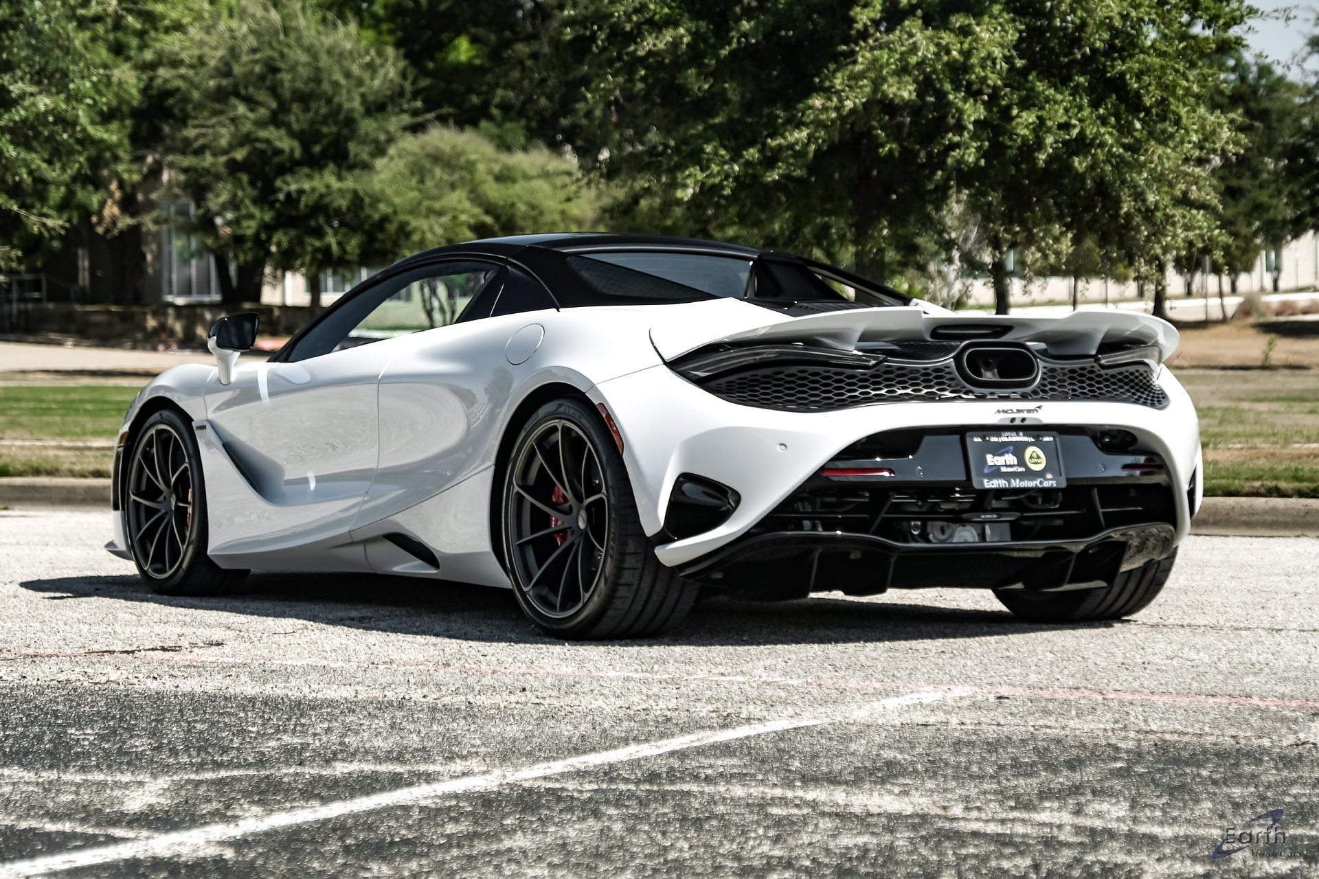 Used 2025 McLaren 750S Spider photo 16