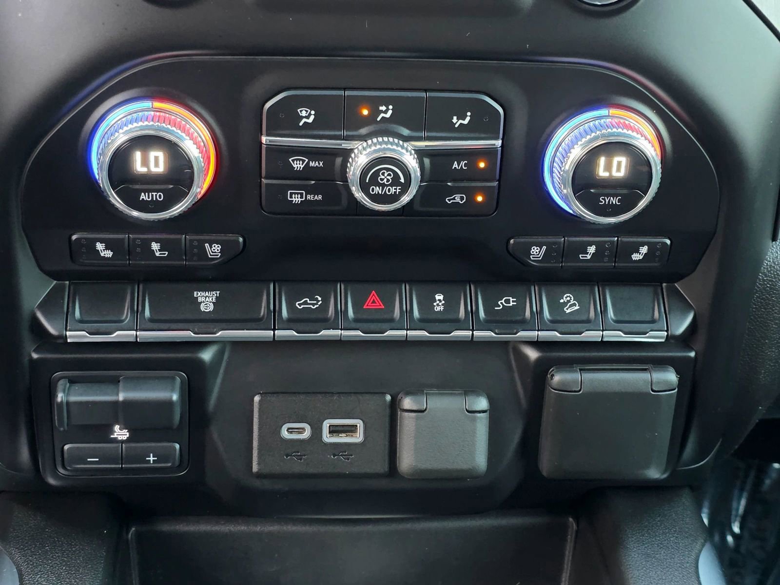 2023 GMC Sierra 2500 AT4