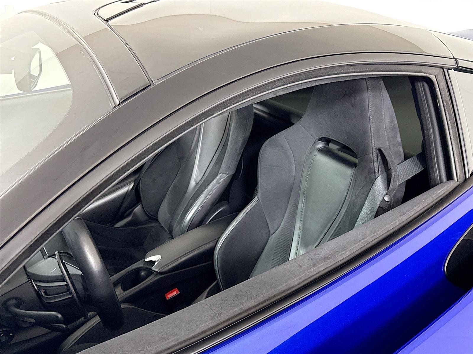 Used 2019 McLaren 720S Performance photo 14