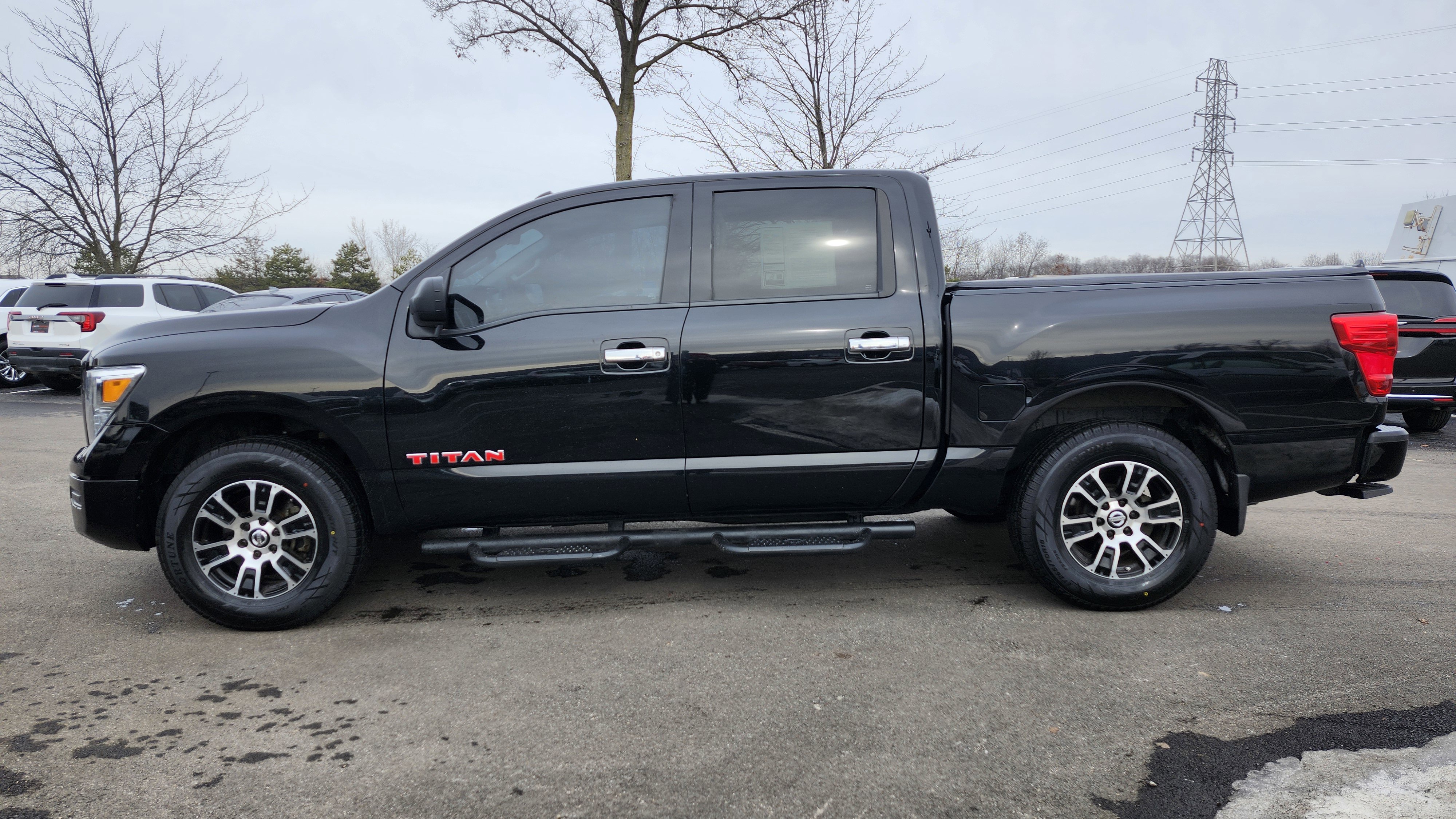 2021 Nissan Titan SV