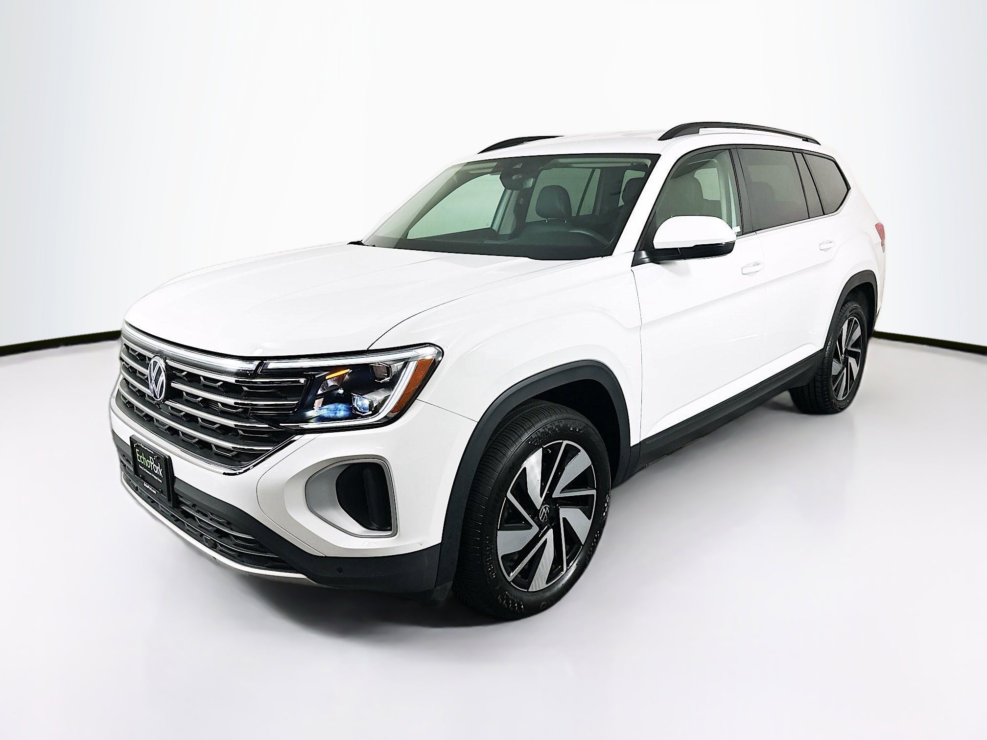 2025 Volkswagen Atlas SE