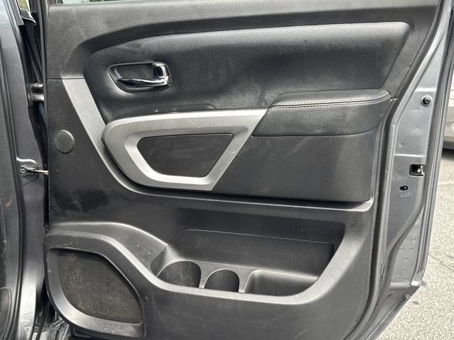 2017 Nissan Titan SL