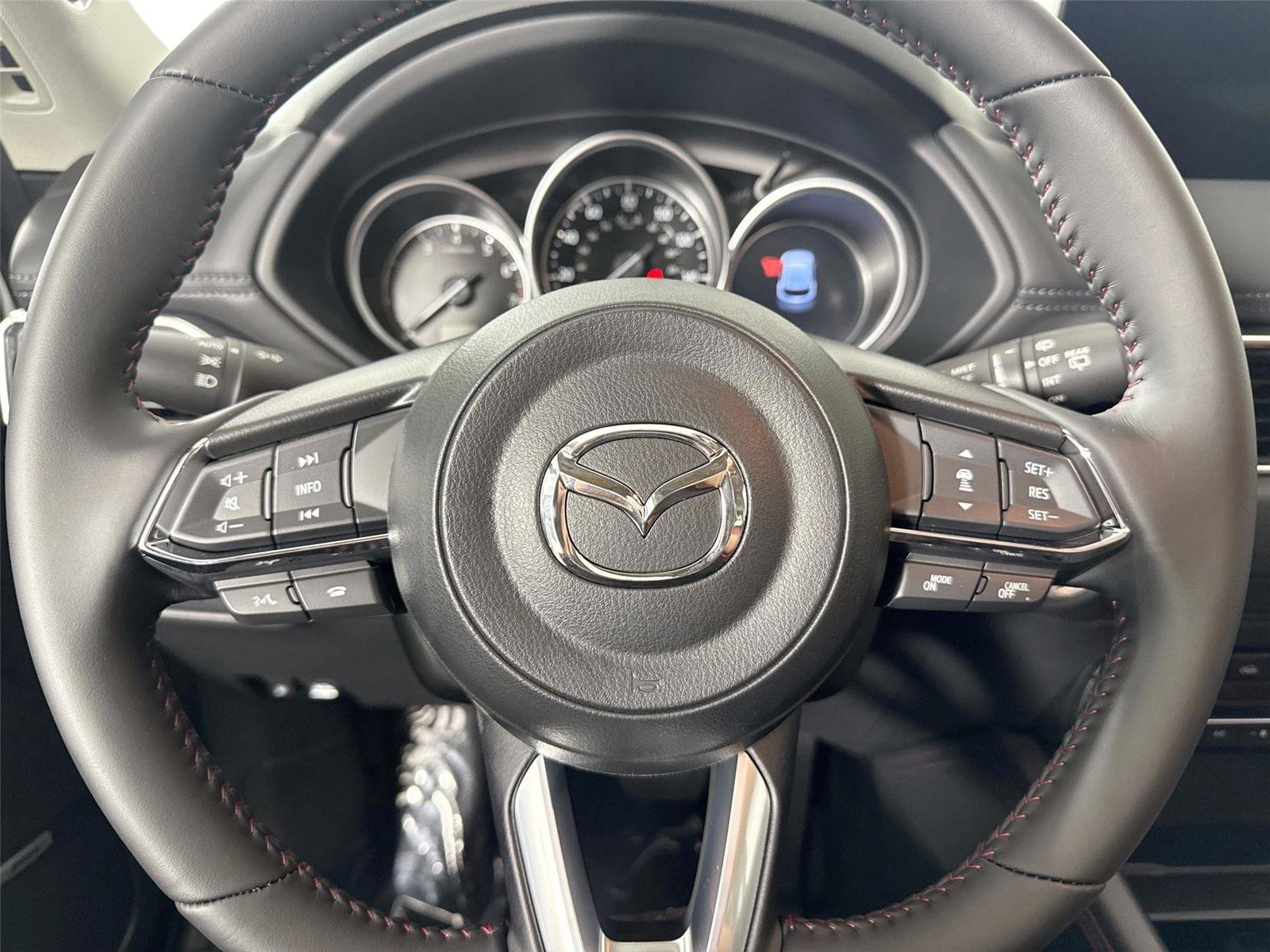 2025 MAZDA Cx-5 Carbon Edition