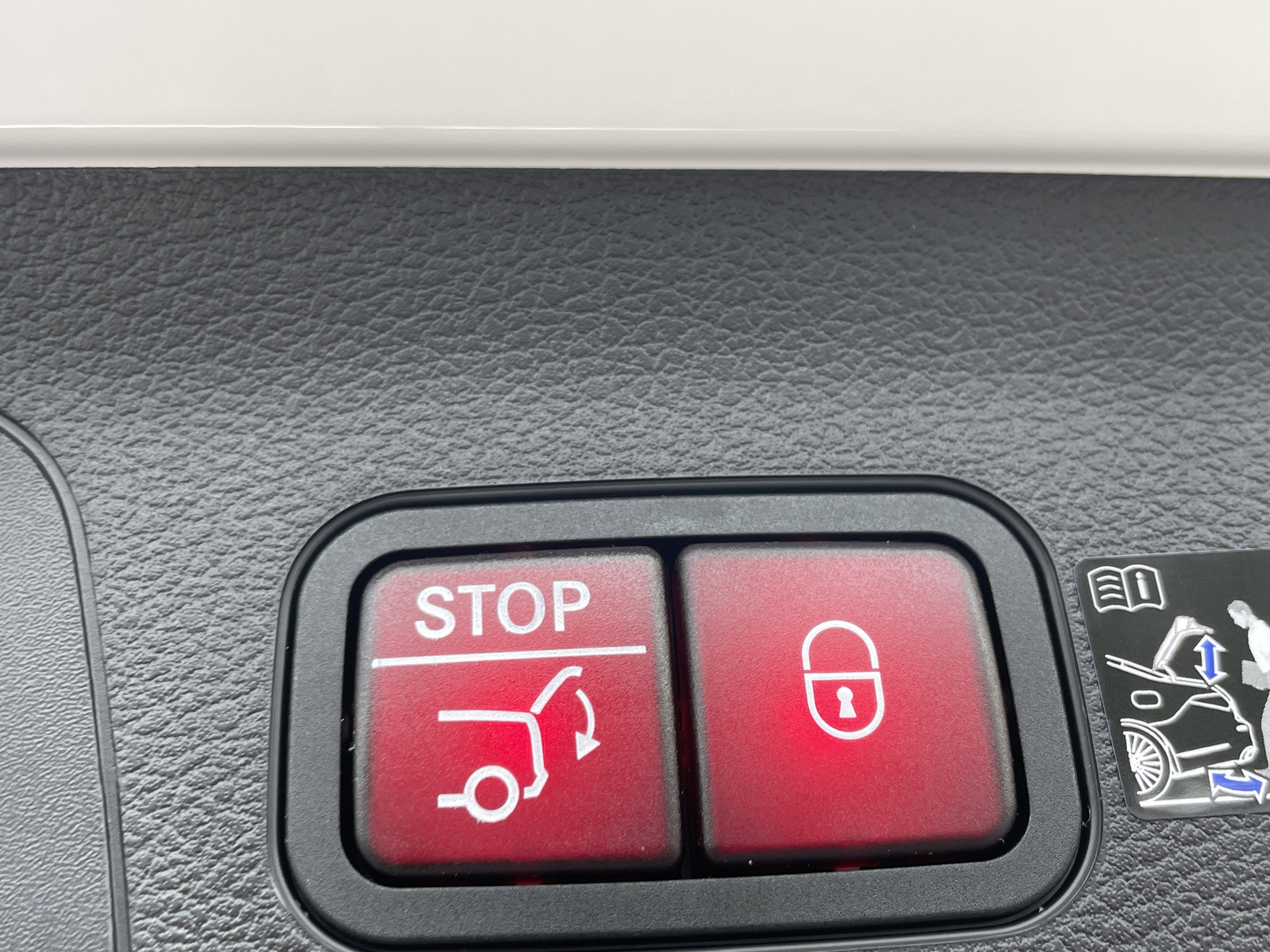 2026 Mercedes-Benz GLS 580 4MATIC