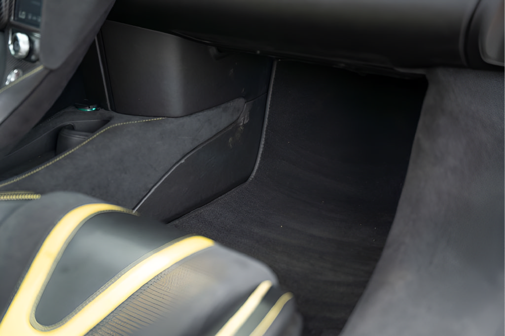 Used 2018 McLaren 720S photo 45