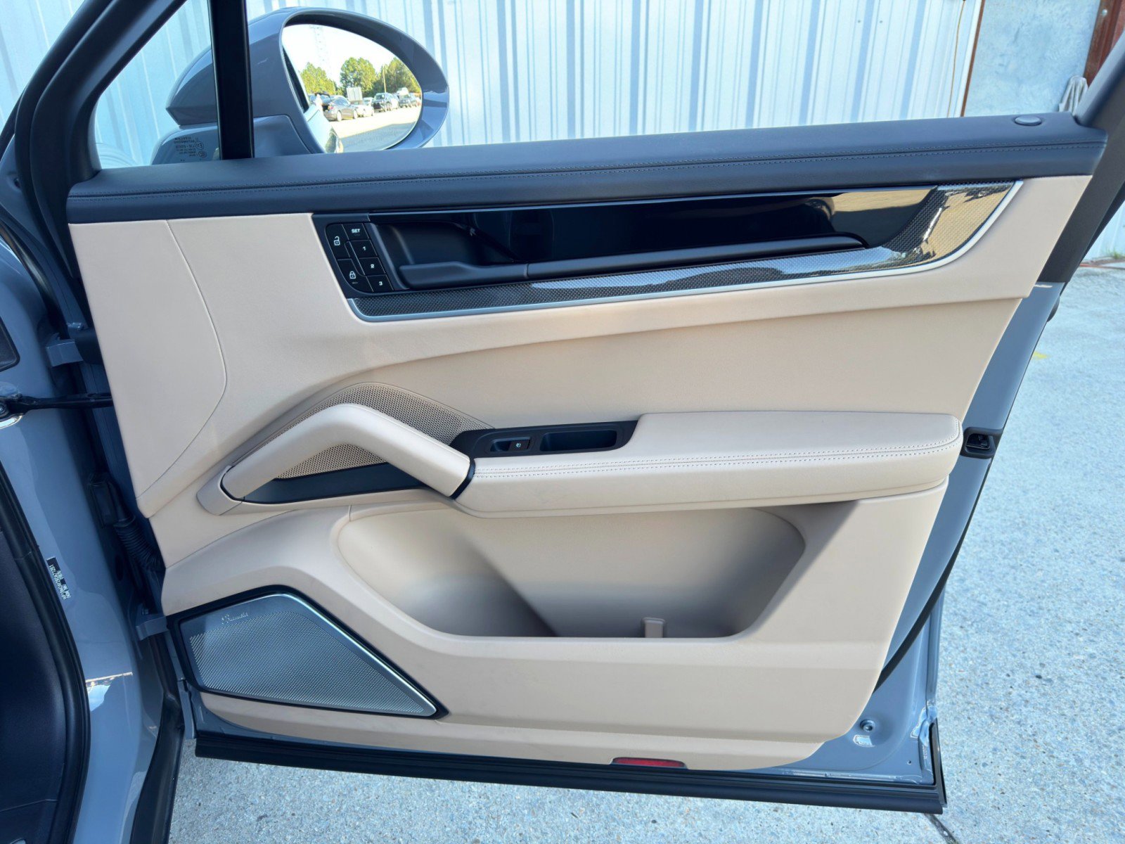 2024 Porsche Cayenne Turbo