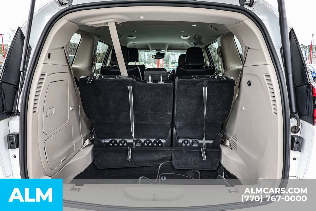 2024 Chrysler Pacifica Select