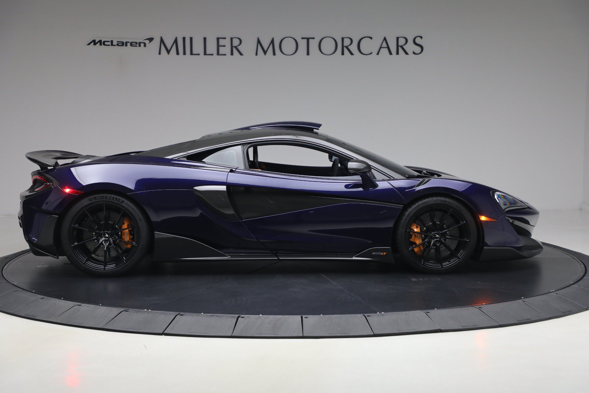 Used 2019 McLaren 600LT photo 9