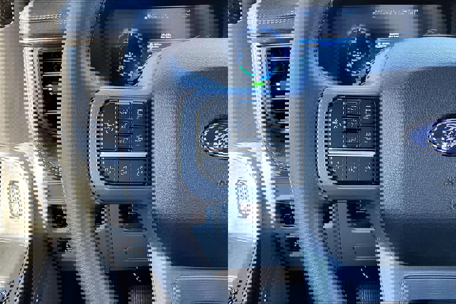 2025 Ford F150 Lightning Flash