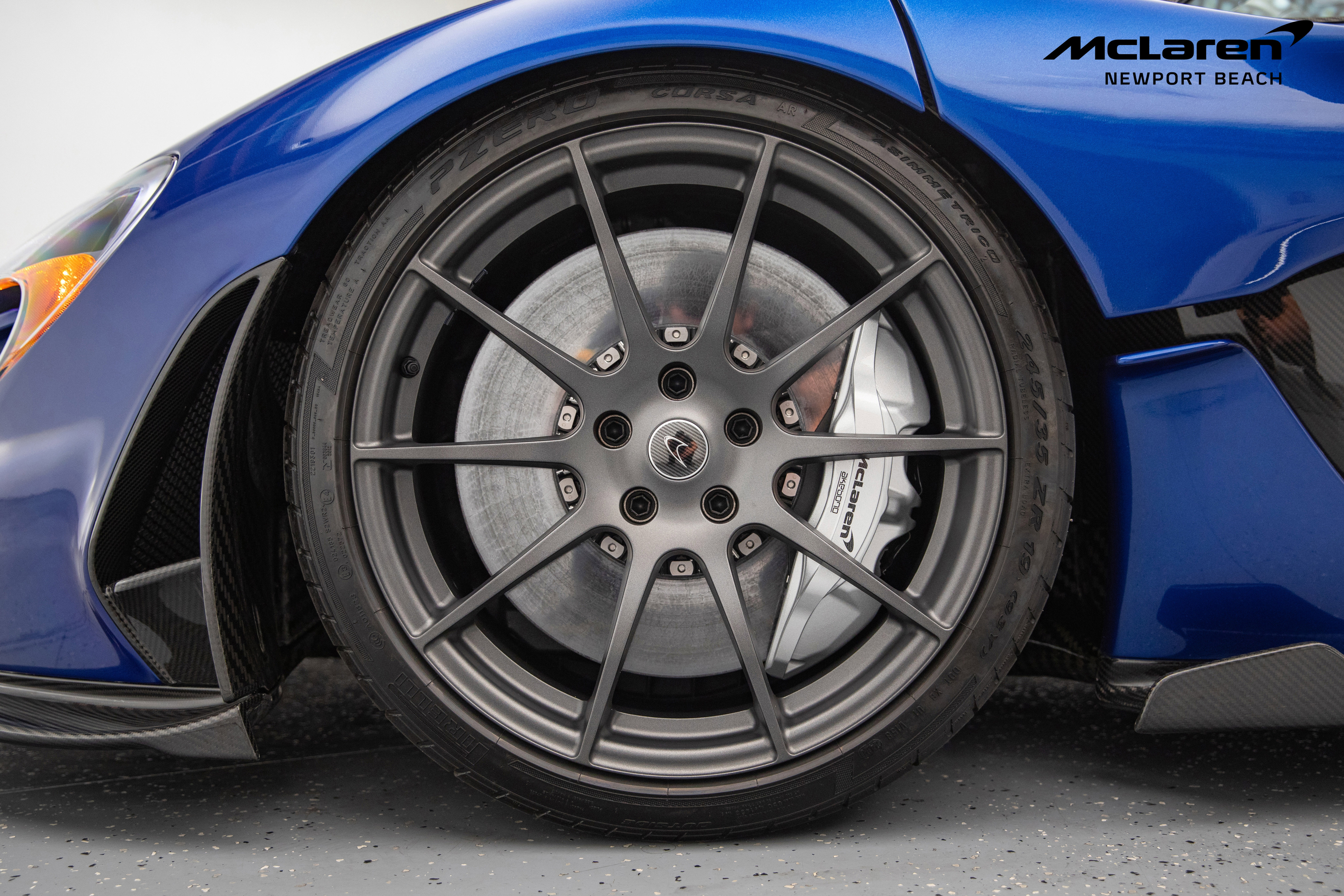 Used 2014 McLaren P1 photo 57