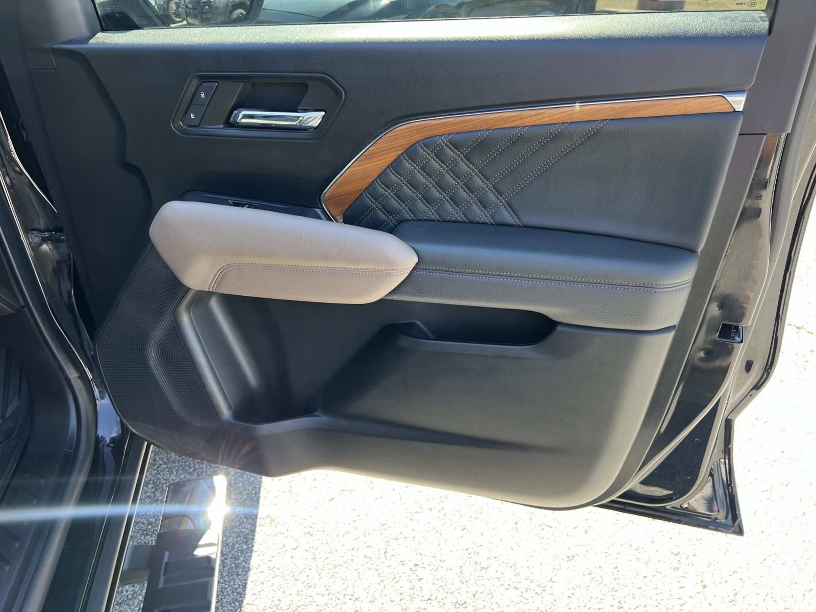 2024 GMC Canyon Denali