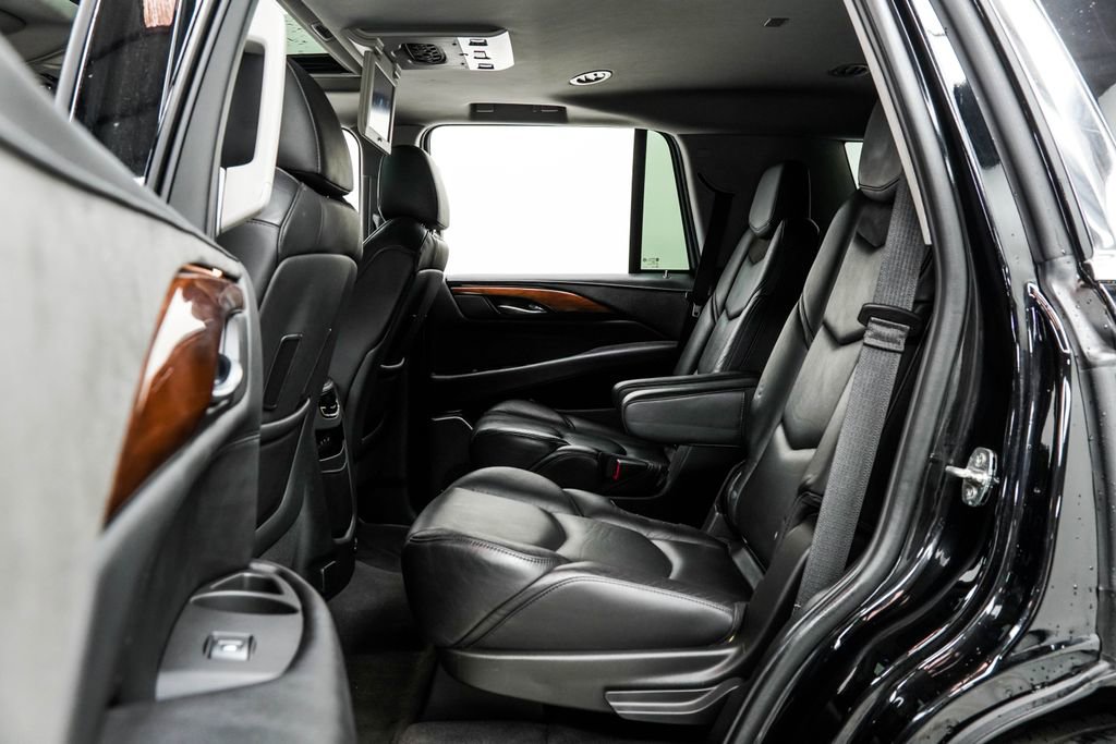 2020 Cadillac Escalade Luxury