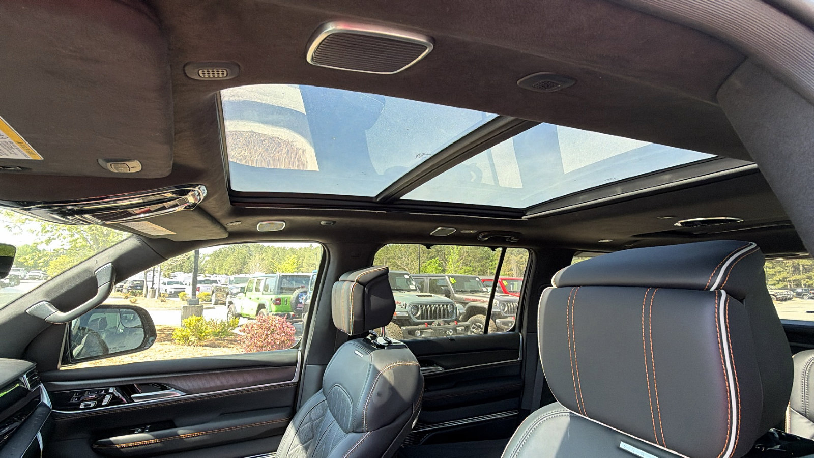 2025 Jeep Grand Wagoneer Series III