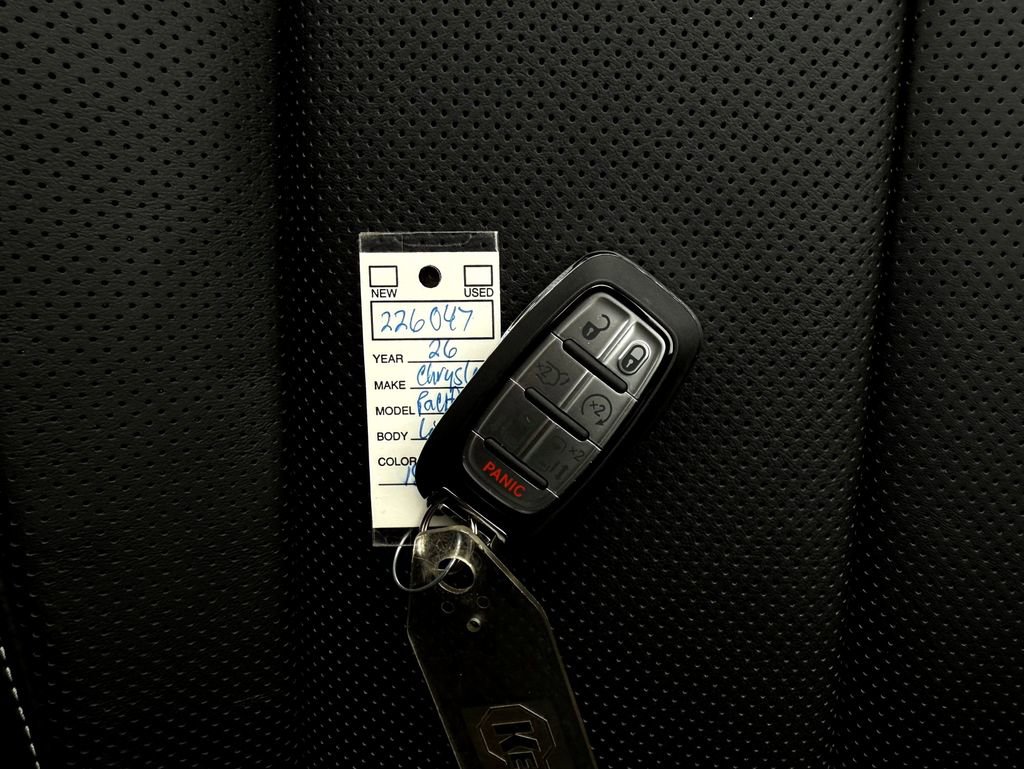 2026 Chrysler Pacifica Limited