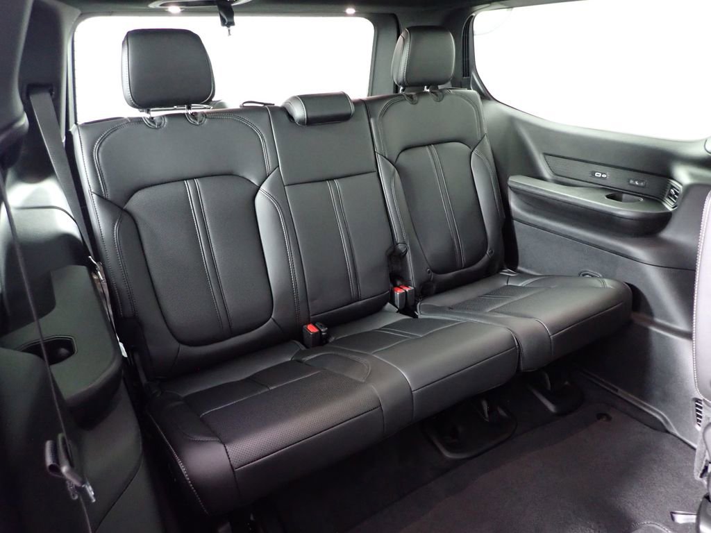 2026 Jeep Grand Wagoneer 4WD