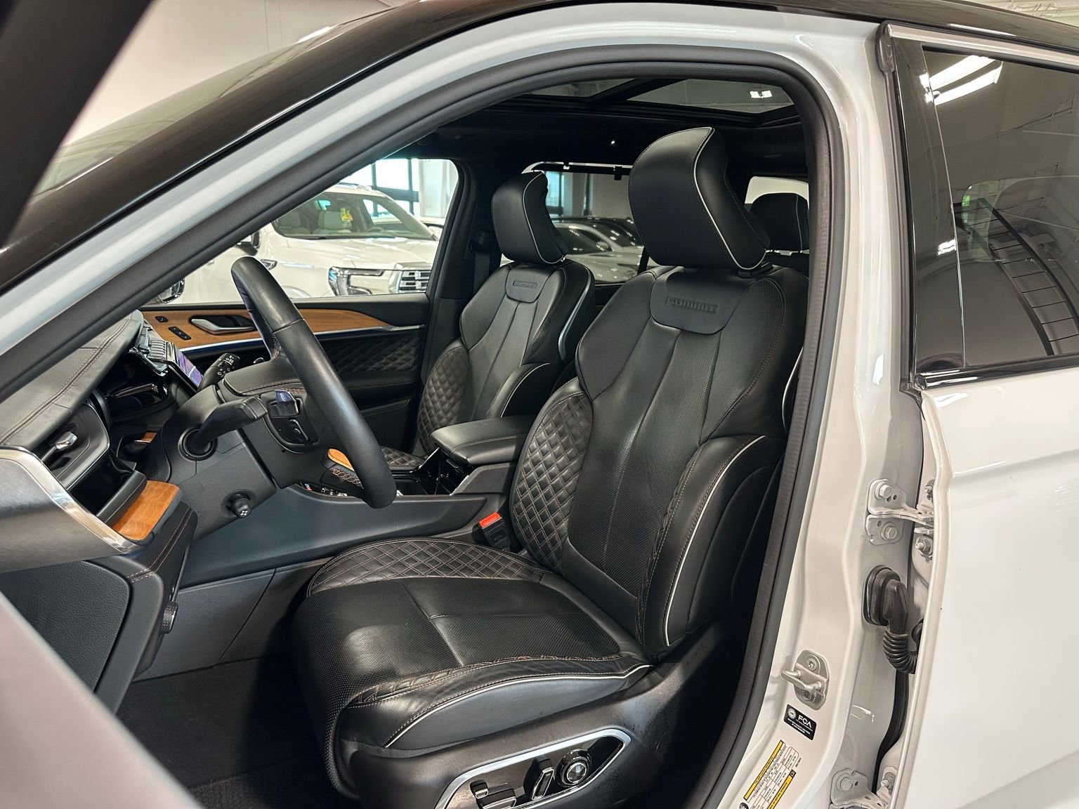 2024 Jeep Grand Cherokee Summit