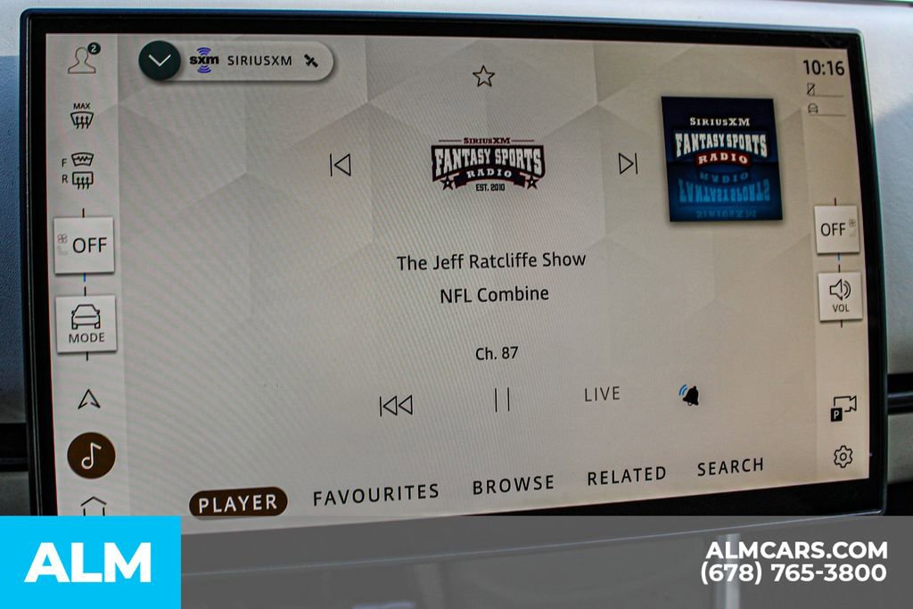 2025 Land Rover Range Rover Long Wheelbase SE