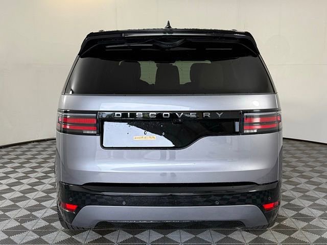 2025 Land Rover Discovery Dynamic SE