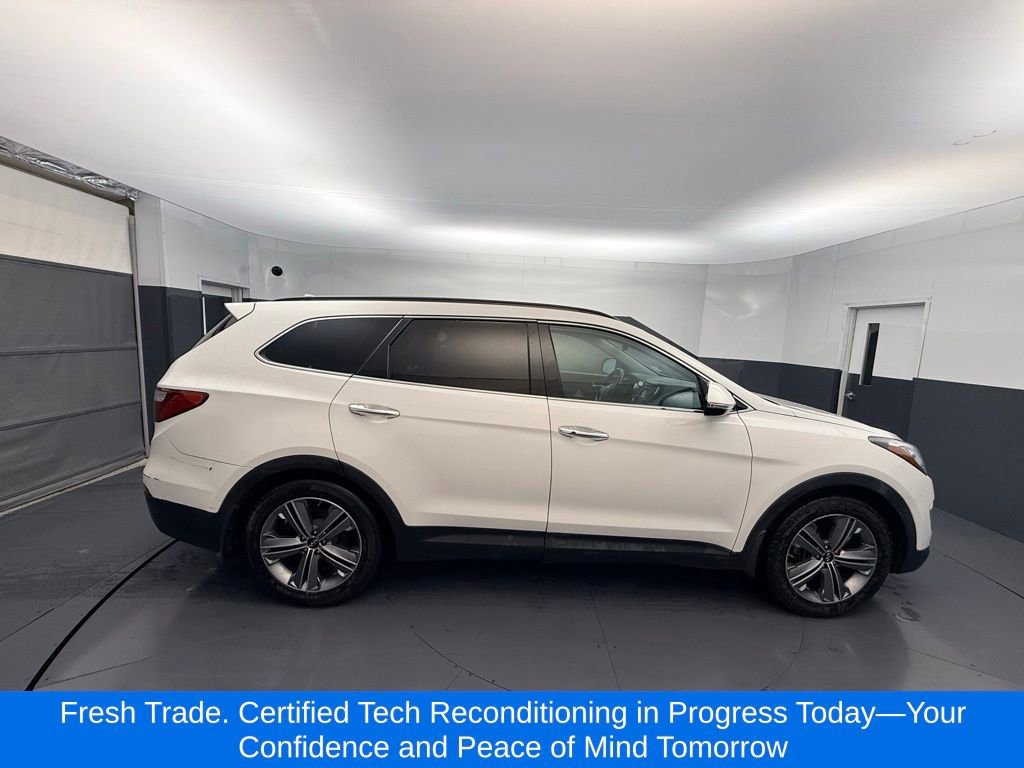 2016 Hyundai Santa Fe SE