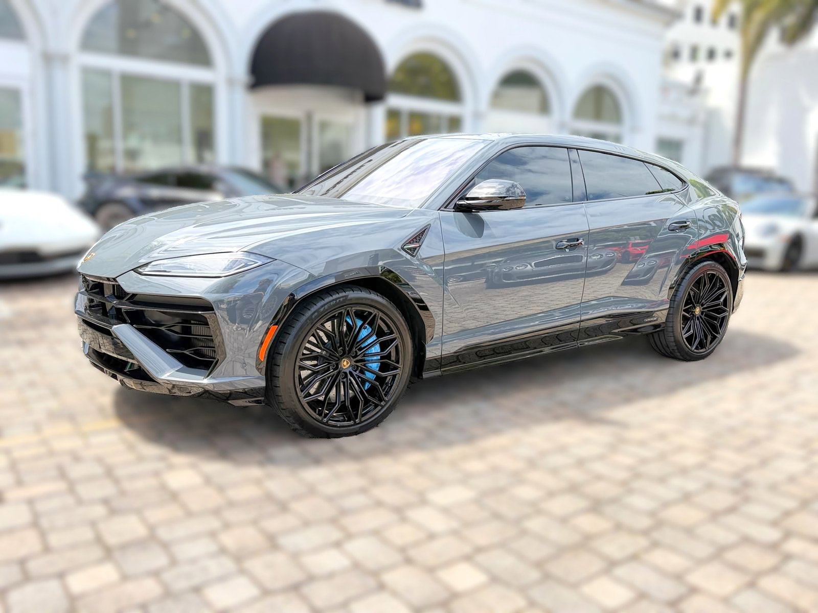 Used 2025 Lamborghini Urus SE