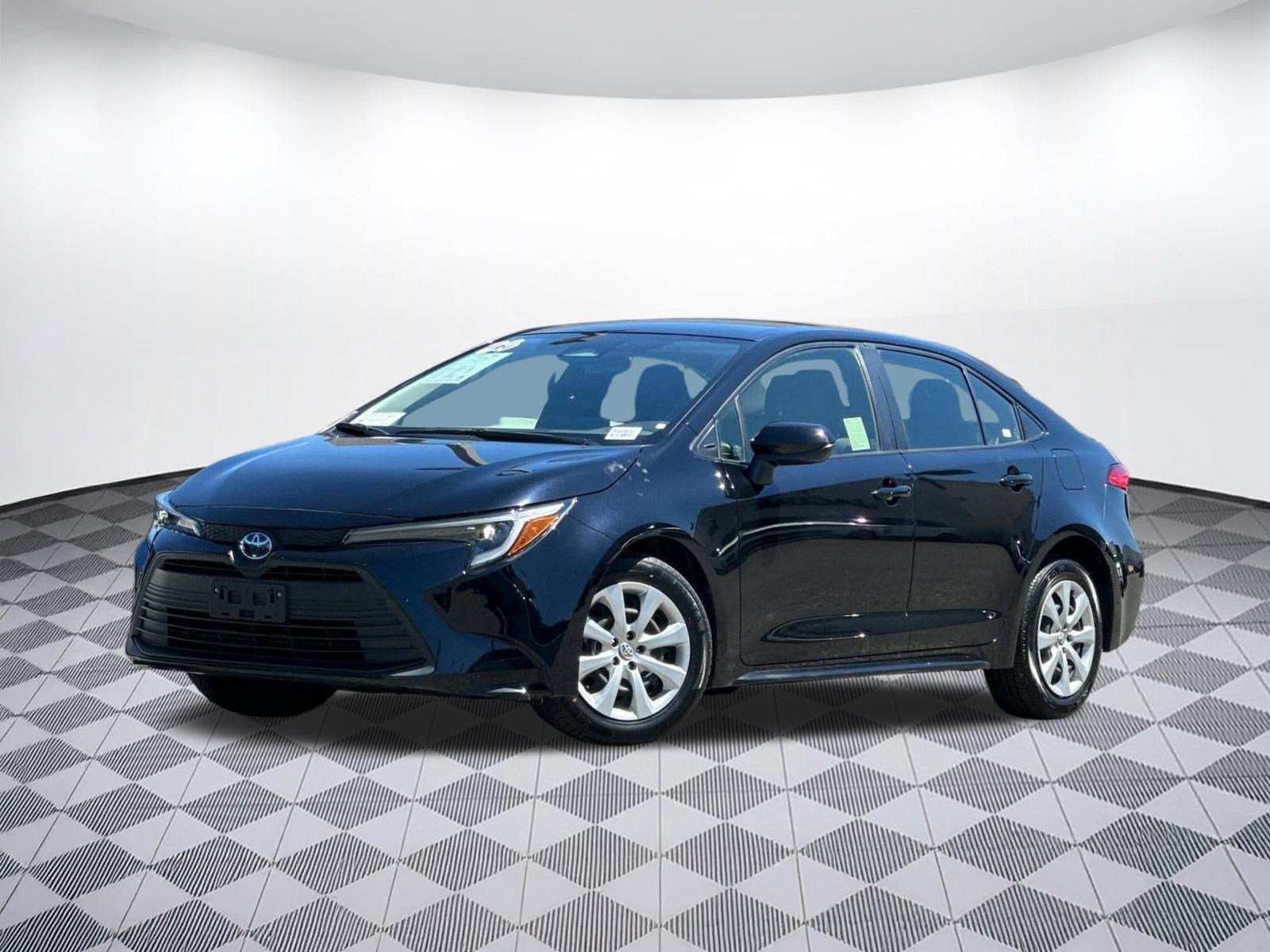 Used 2023 Toyota Corolla LE w/ Carpet Mat Package (TMS)