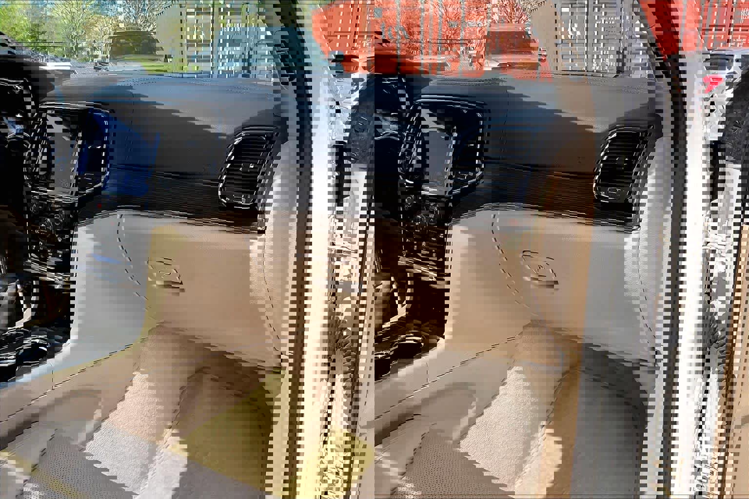 2020 Jeep Grand Cherokee Overland