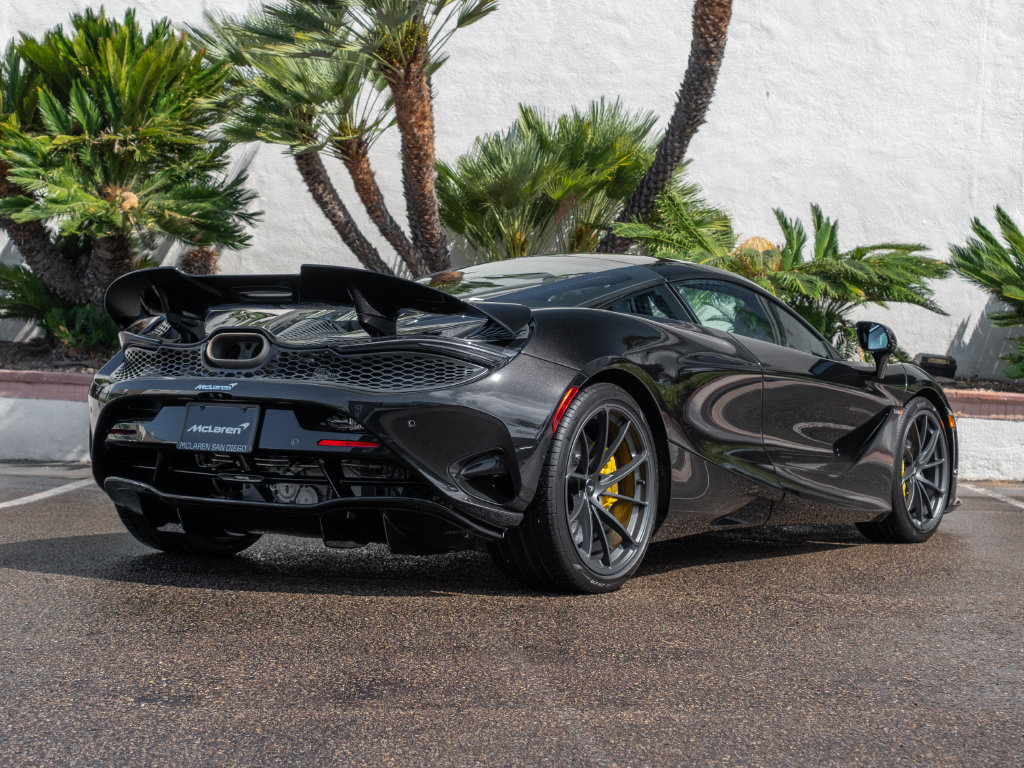New 2027 McLaren 750S 4