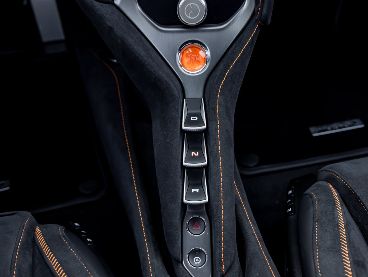 Used 2025 McLaren 750S photo 23