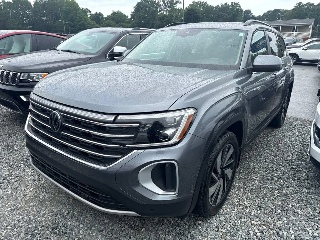 Used 2024 Volkswagen Atlas SE