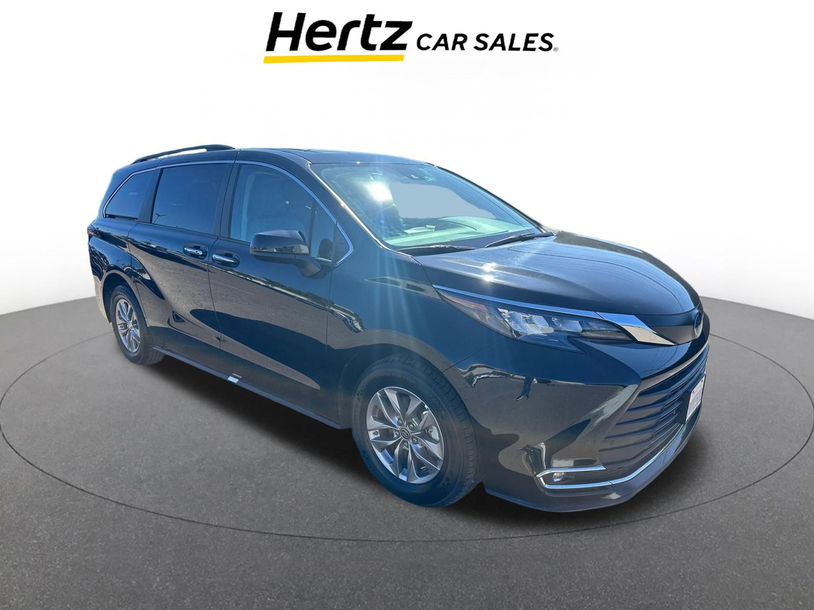 2024 Toyota Sienna XLE