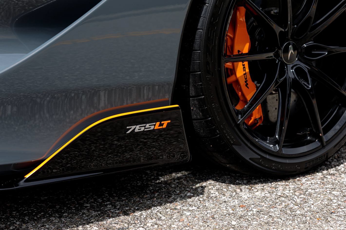 Used 2022 McLaren 765LT photo 22