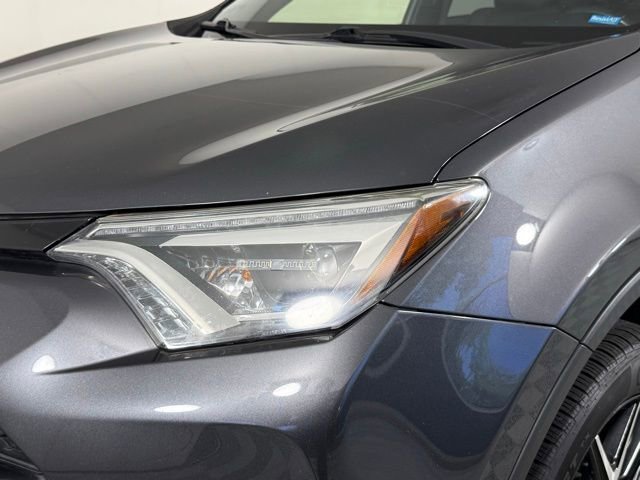 2018 Toyota Rav4 SE