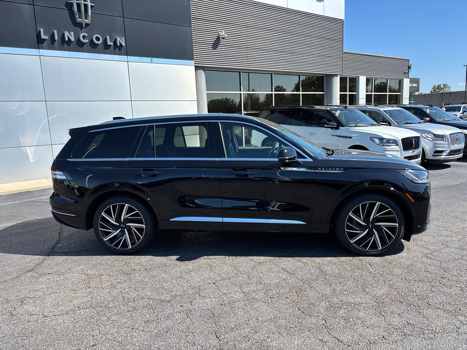 2025 Lincoln Aviator Black Label