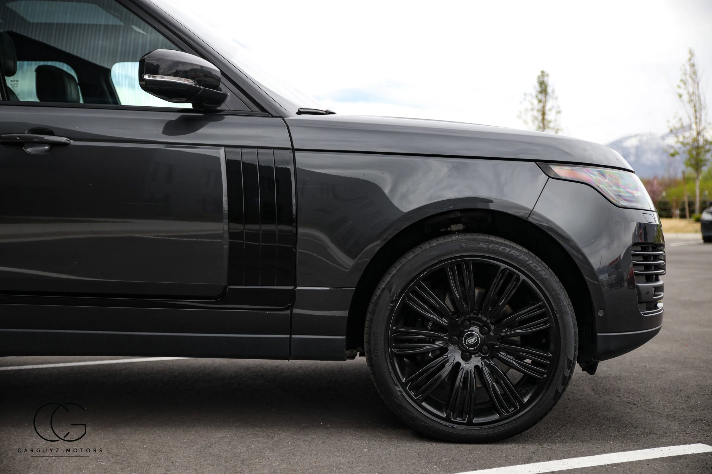 2022 Land Rover Range Rover P525 Westminster Edition