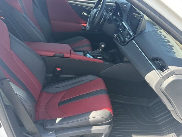 2024 Lexus ES 300h F Sport