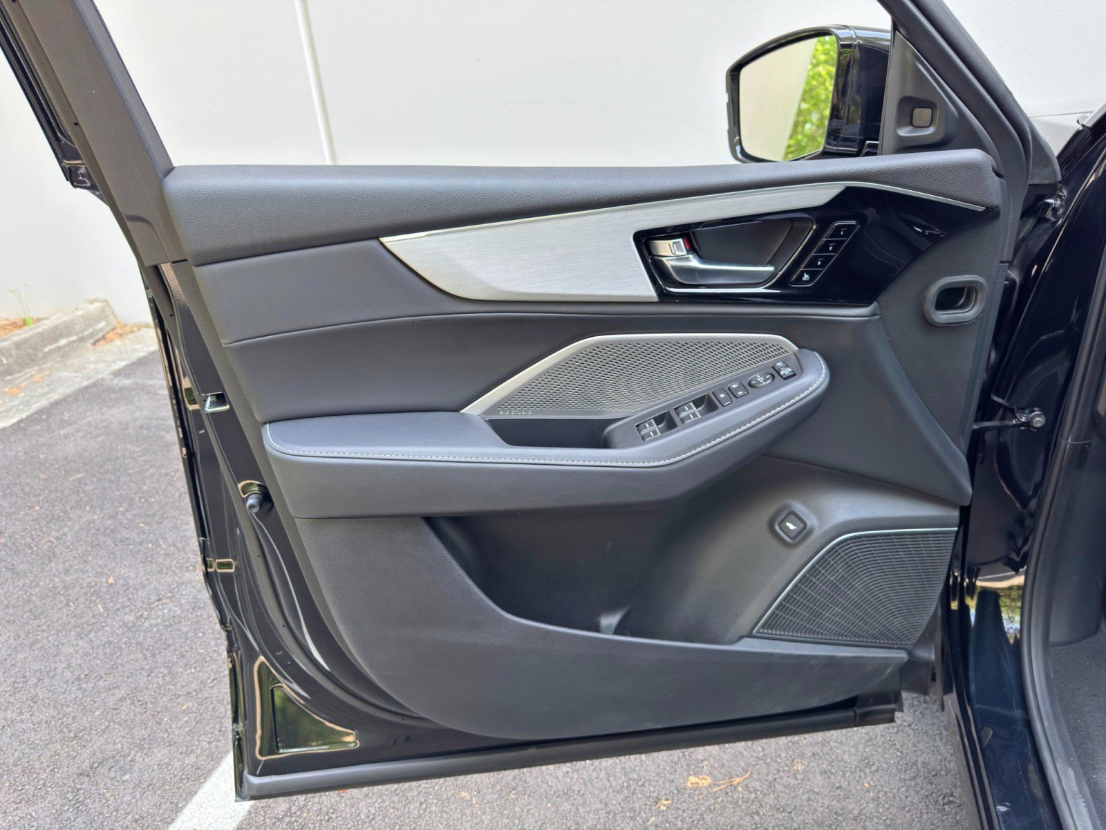 2023 Acura MDX FWD w/ Technology Package