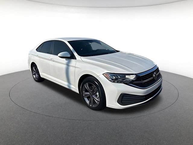 Used 2023 Volkswagen Jetta SE