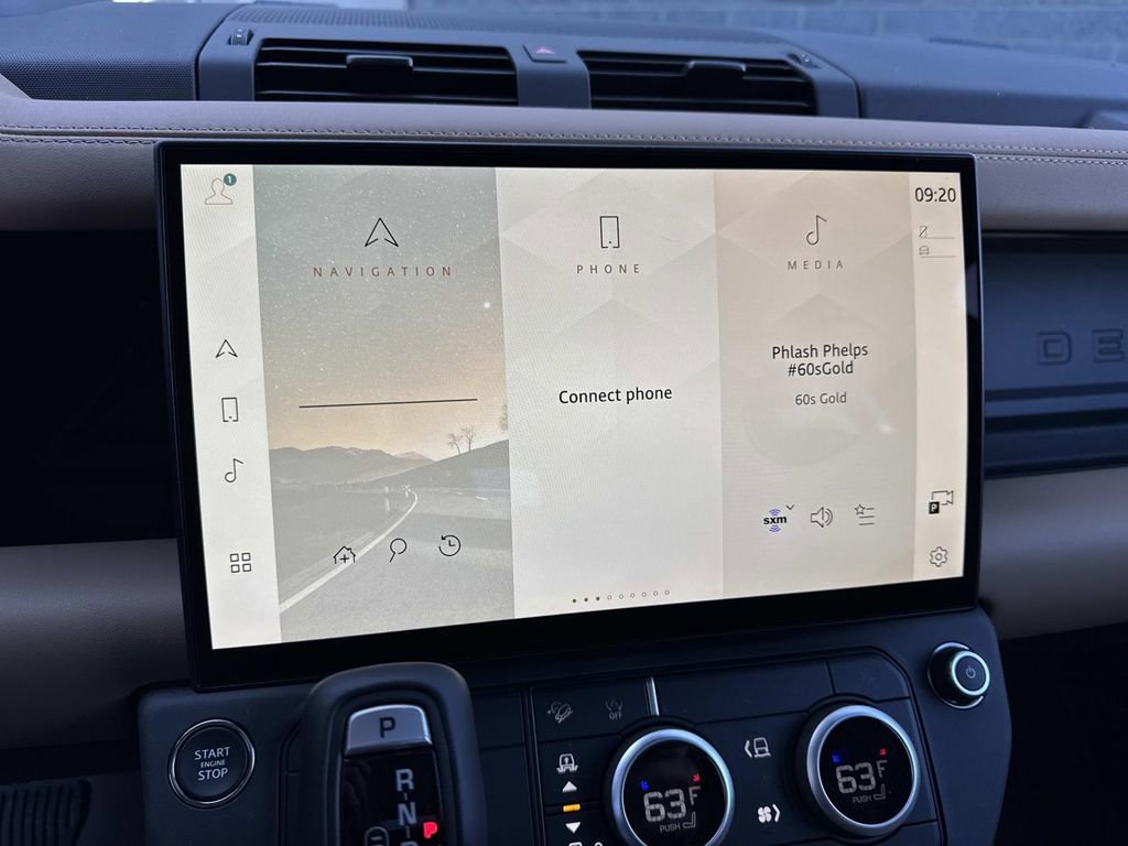 2026 Land Rover Defender 110 X-Dynamic SE