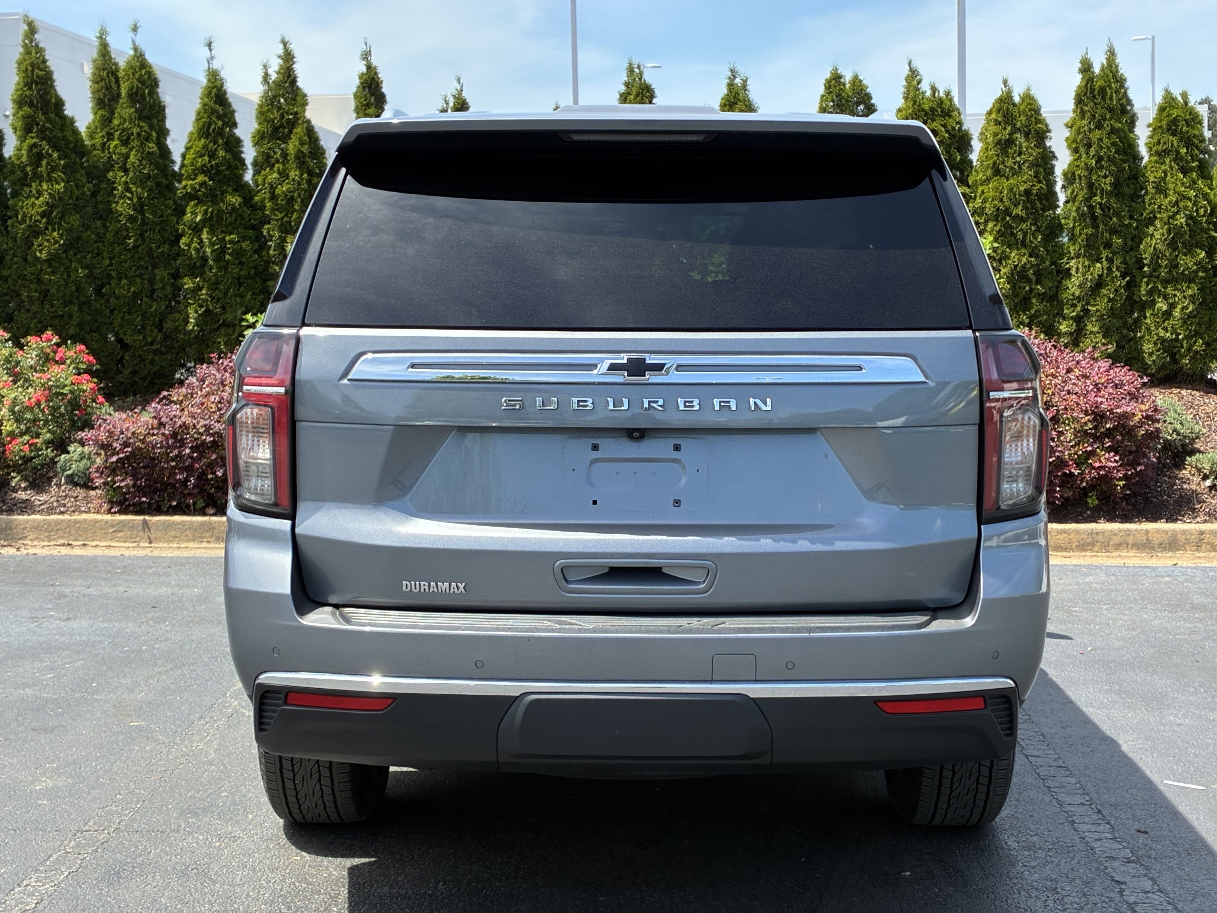 2022 Chevrolet Suburban LS